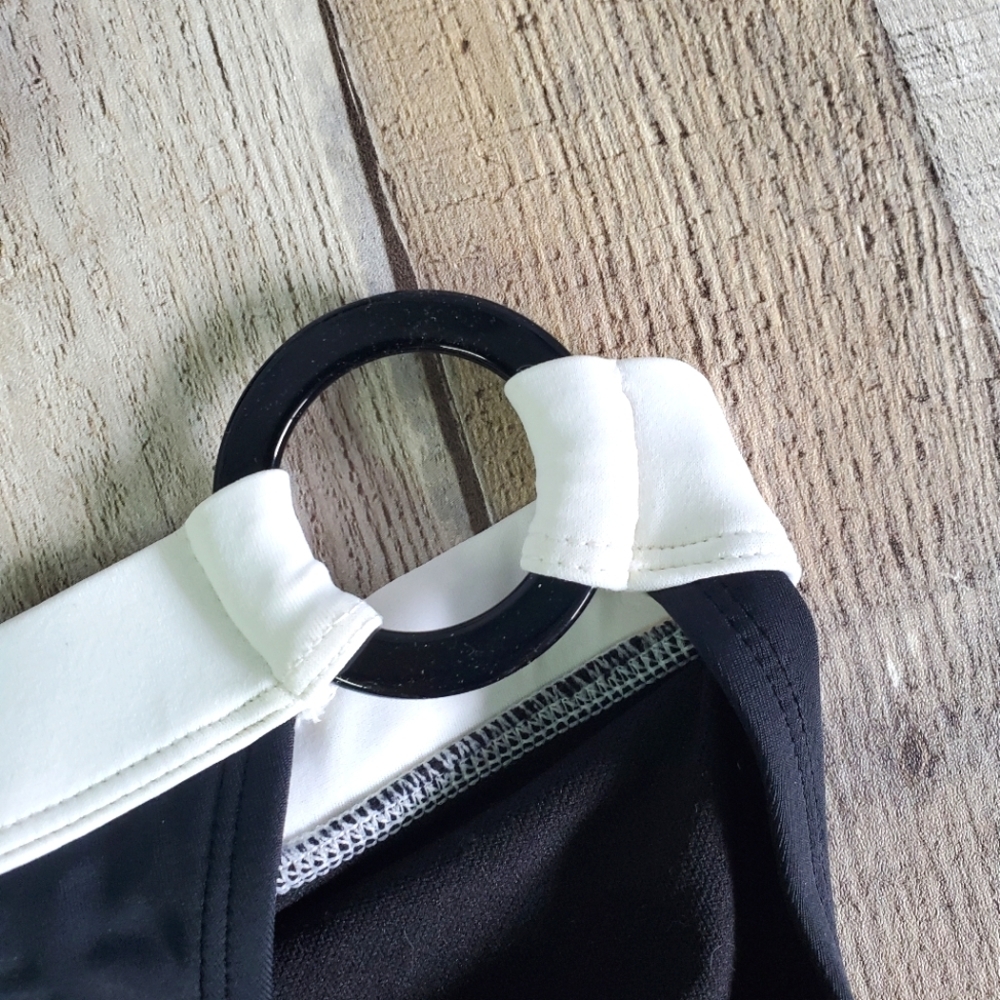 NEWPORT NEWS | Black & White Swim sz 2 - Picture 4 of 10